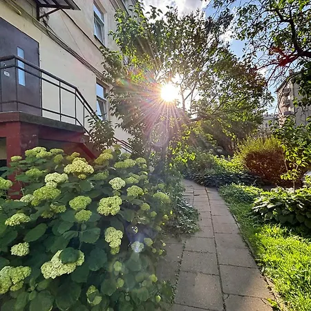 Old Town Riverside Apartments, Self Check-in, Free Parking *