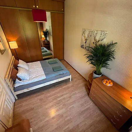 Old Town Riverside Apartments, Self Check-in, Free Parking דירה